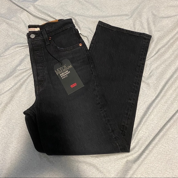 Levi's Denim - Levi's Ribcage Straight Ankle Jeans